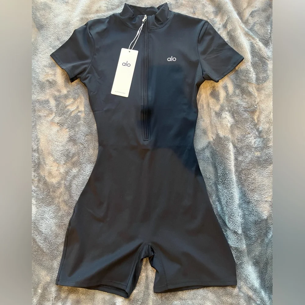 ALO Yoga Black jumpsuit - Picture 1 of 2